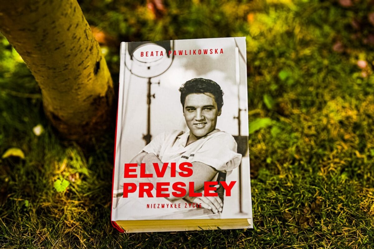 Niezwykłe życie. Elvis Presley  –  Beata Pawlikowska - obrazek 1
