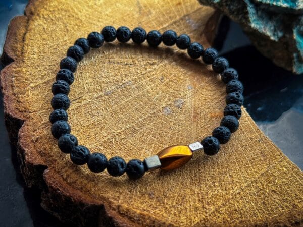 Męska bransoletka z lawy wulkanicznej