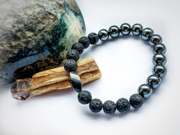 Męska bransoletka z hematytu i z  lawy wulkanicznej