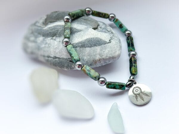 Bransoletka z Kuprytu z Hematytem z przywieszką łapacz snów