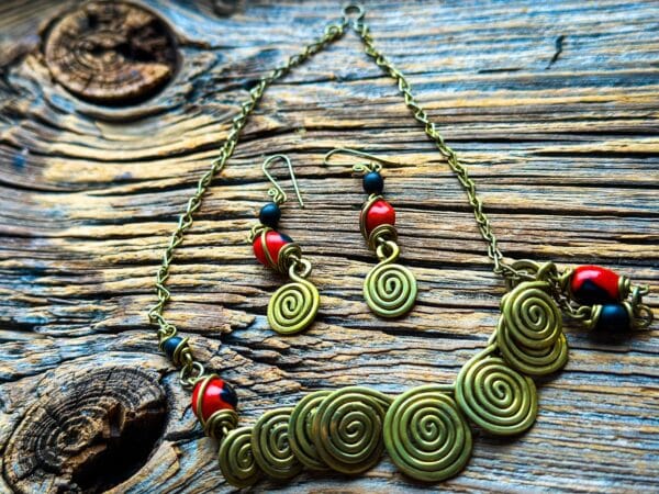 Ręcznie robiony naszyjnik z brązu z kolczykami – komplet