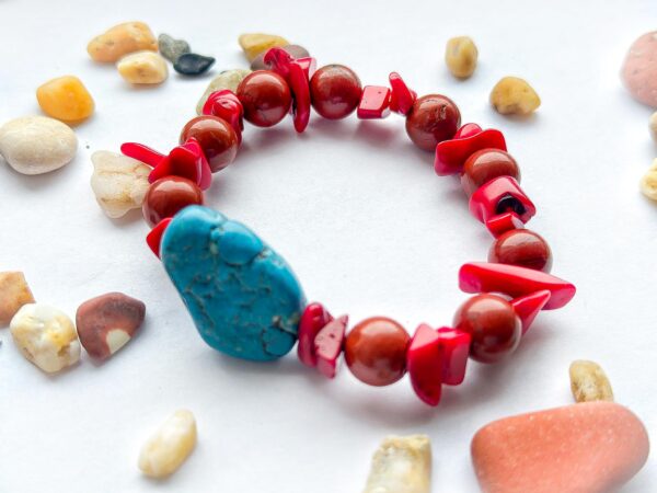 Bransoletka z czerwonego jaspisu z turkusem