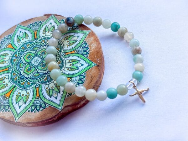 Bransoletka z amazonitu z przywieszką