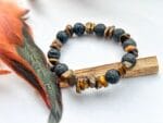 Bransoletka męska z tygrysiego oka i lawy wulkanicznej - obrazek 4