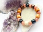 Bransoletka z Kamieniem Słonecznym i Białym Jadeitem z Drewnianymi Koralikami - obrazek 2