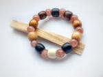 Bransoletka z Kamieniem Słonecznym i Białym Jadeitem z Drewnianymi Koralikami