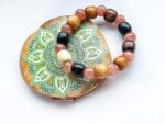 Bransoletka z Kamieniem Słonecznym i Białym Jadeitem z Drewnianymi Koralikami - obrazek 3