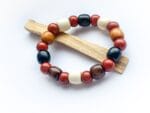 Bransoletka z Czerwonym Jaspisem i Białym Jadeitem z Drewnianymi Koralikami - obrazek 2