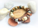 Bransoletka z jaspisu dalmatyńskiego, tygrysiego oka i drewnianych koralików - obrazek 3