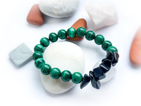 Bransoletka z malachitu i czarnego turmalinu